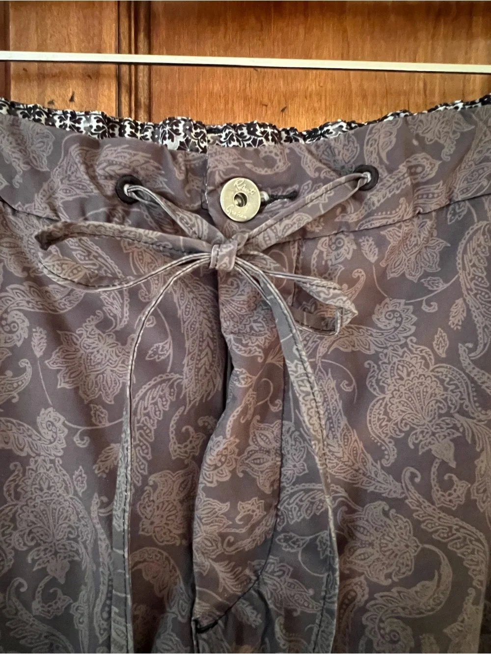 Robert Graham Classic Fit Beach to Bar Bounty Shorts | SZ 36 | Great Condition - Picture 9 of 15